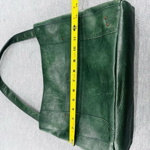 AMERICAN LEATHER Co - Green One Strap Magnetic Snap Shoulder Bag - Picture 8 of 14
